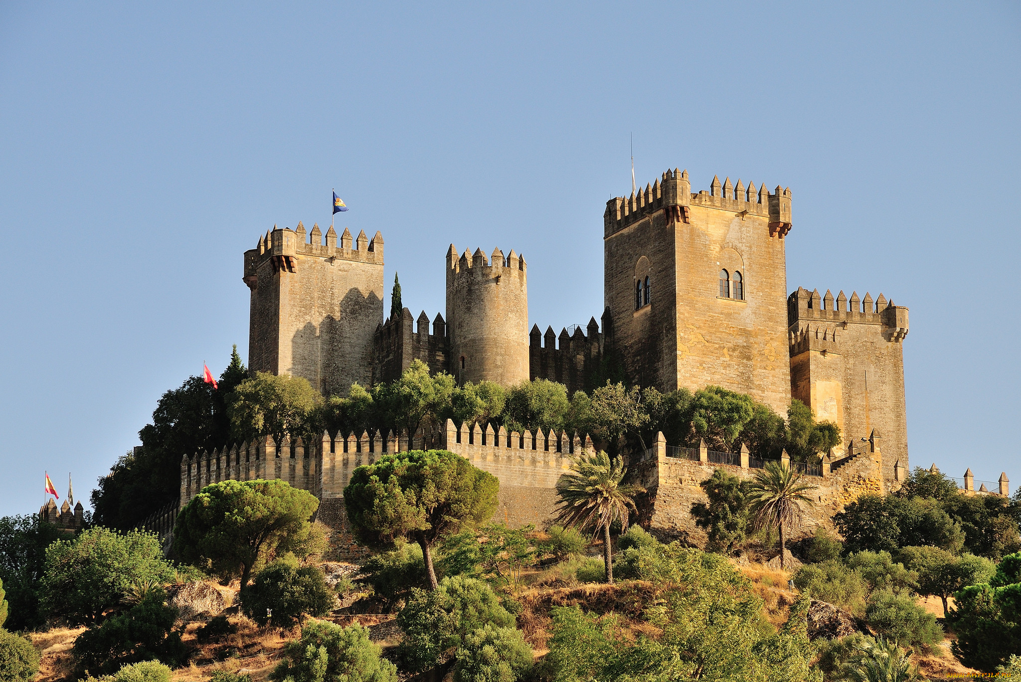 замки в испании